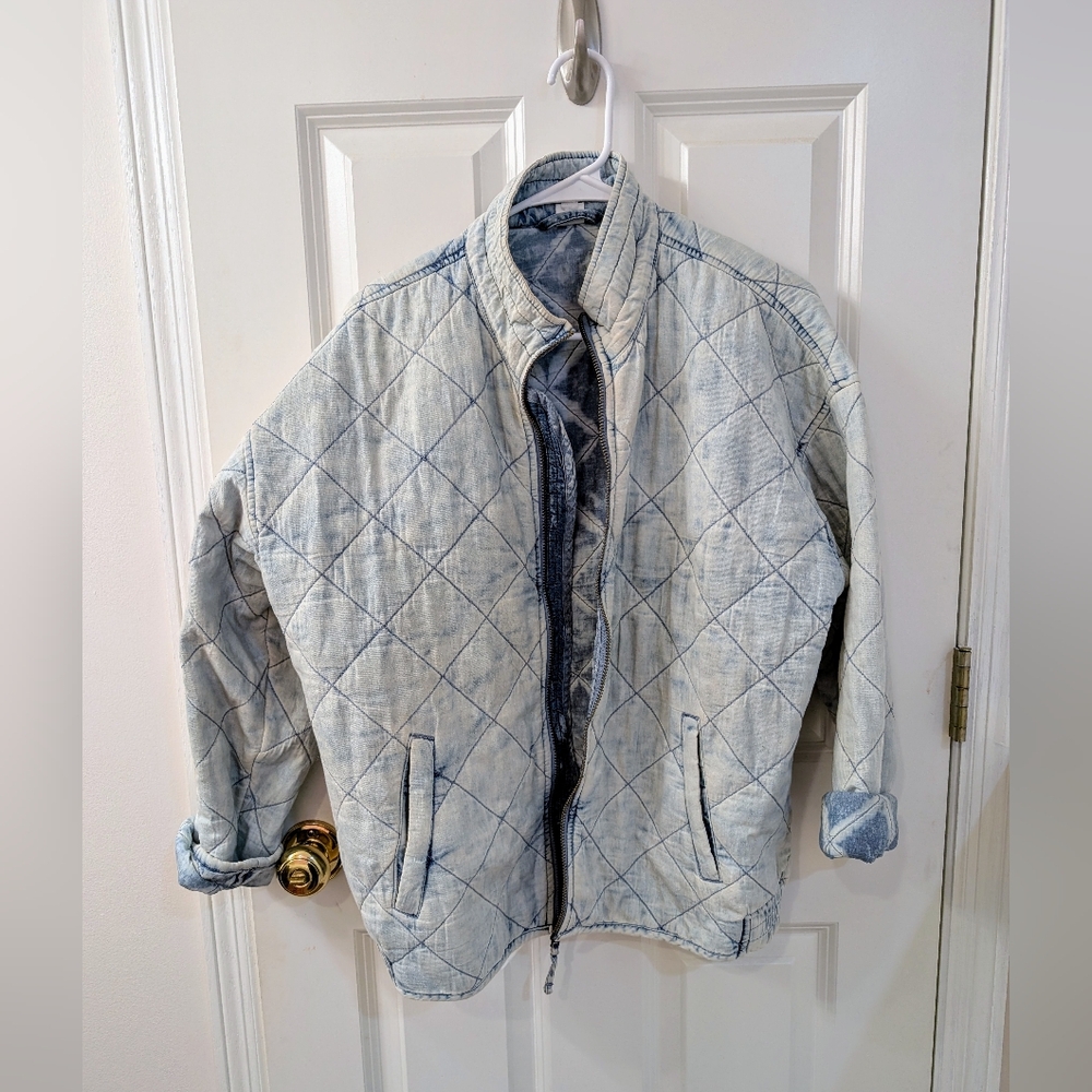 GAP Factory quilted bomber jacket size M